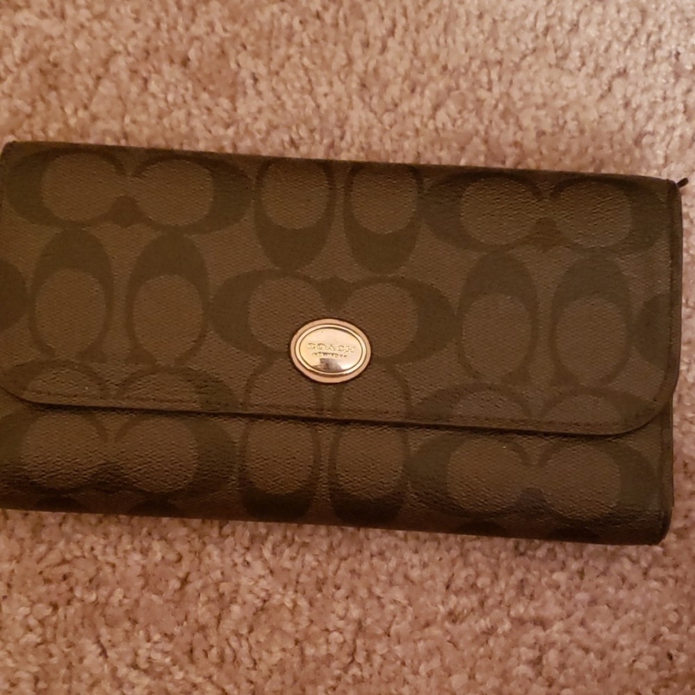 Coach wallet